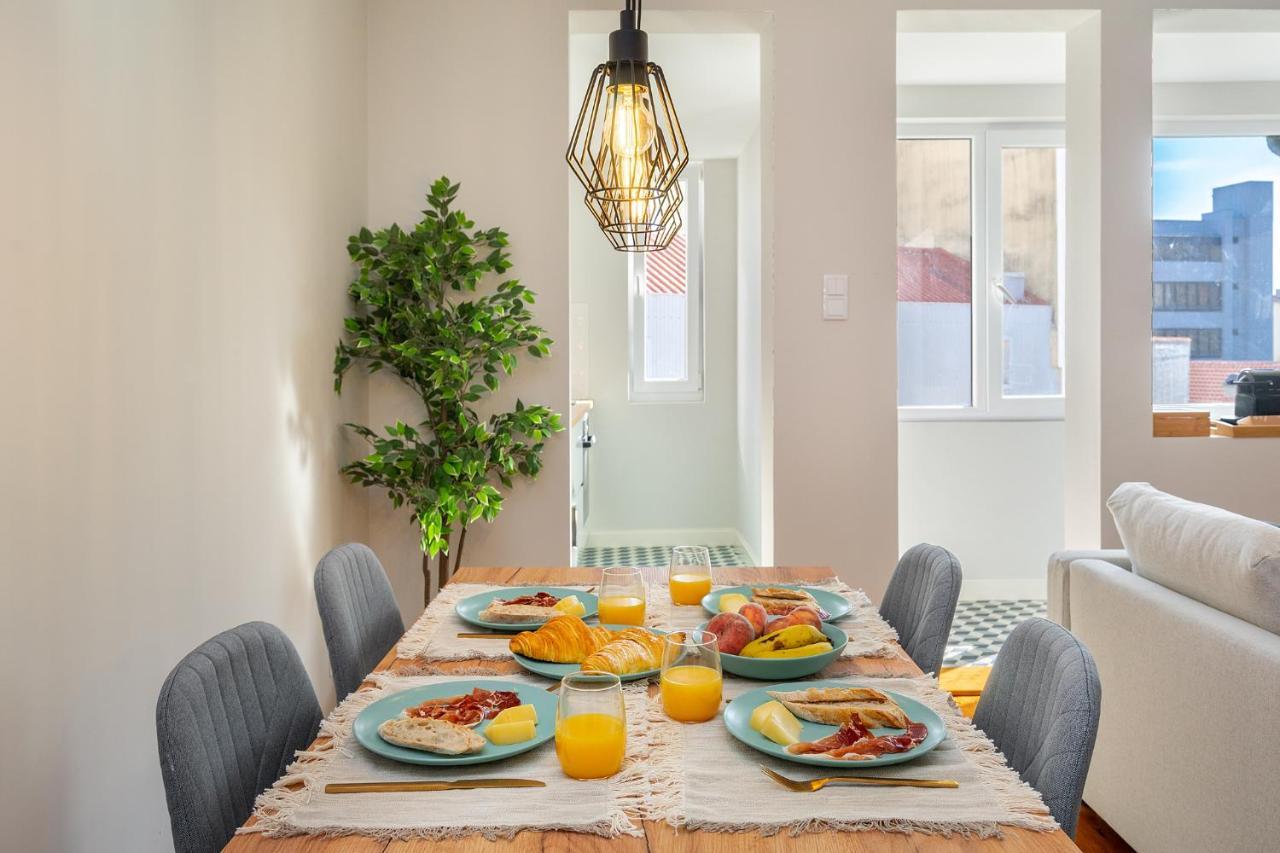 Whome Formosa #3 - Central 2-Bed In Prime Location Perfect To Explore Porto Exteriér fotografie